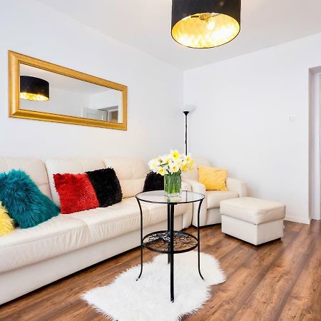Apartament Kolorowy كراكوفيا المظهر الخارجي الصورة