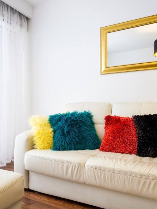 Apartament Kolorowy كراكوفيا المظهر الخارجي الصورة