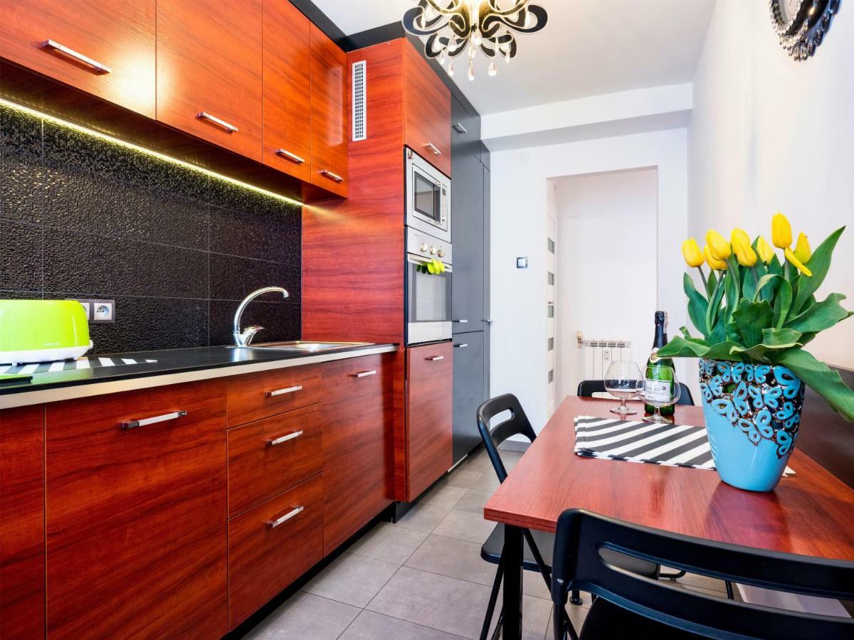 Apartament Kolorowy كراكوفيا المظهر الخارجي الصورة
